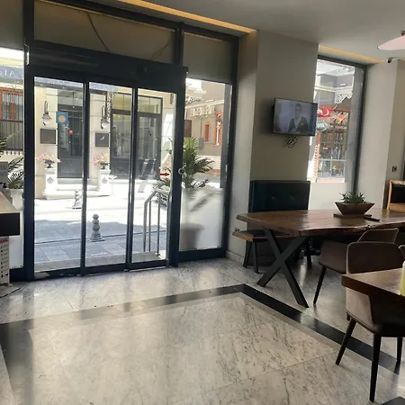 Pandora Istanbul